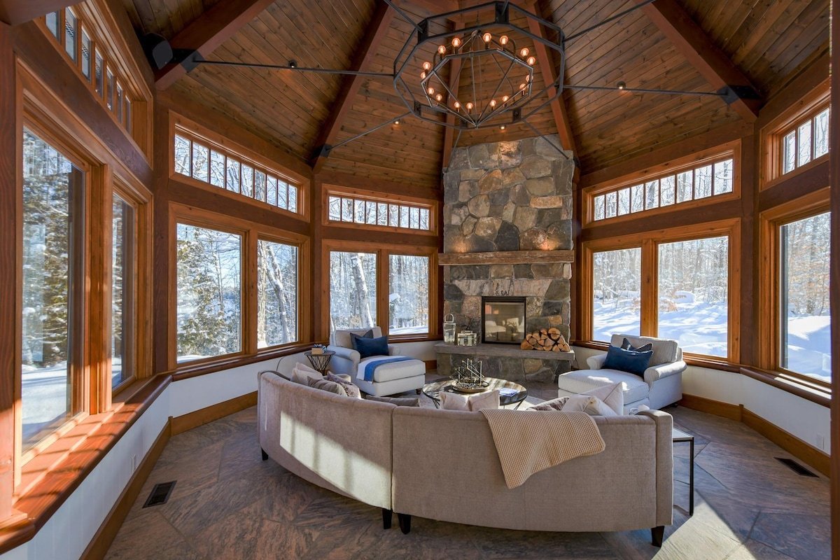 Lakeside Mansion + Boathouse on Joseph gallery image 4