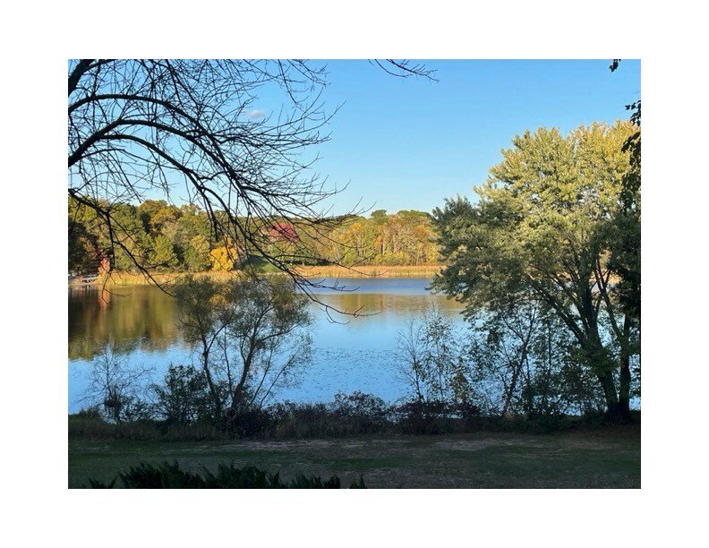 Birch lake retreat -suitable for large groups gallery image 4