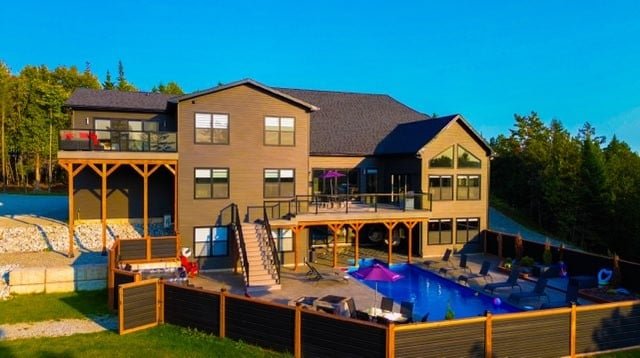 Luxury 4 Bedroom Villa With Pools, Bar & Home Gym. gallery image 2