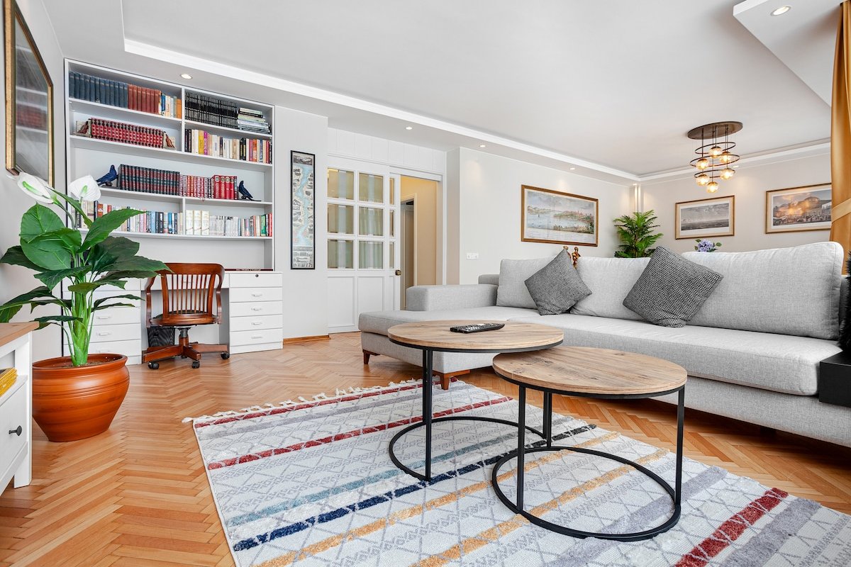 Signature Luxury Apartment At Galataport / Uzay 2 gallery image 5