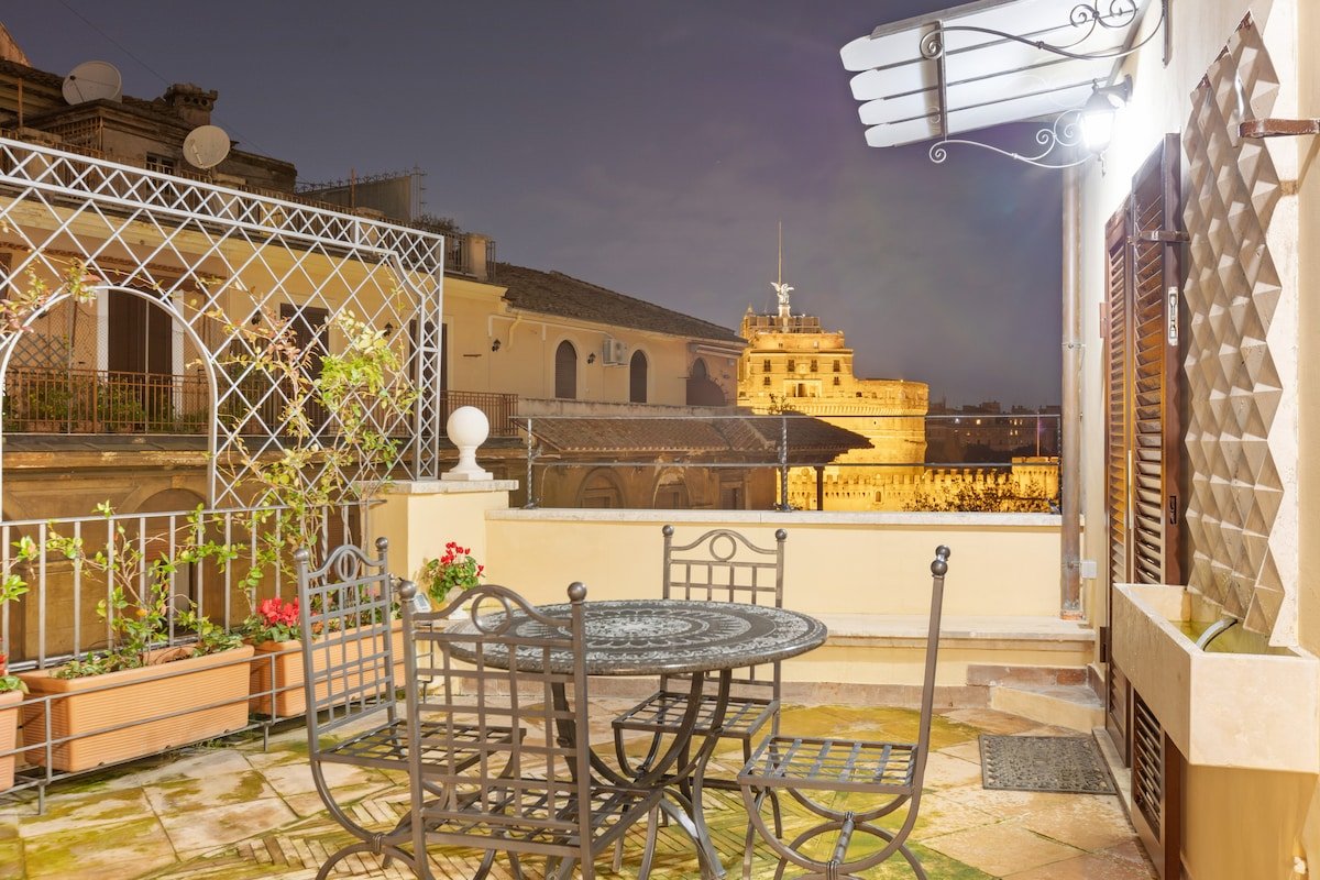 ViaPaola43 Palace Luxury Penthouse 2Bdr gallery image 2