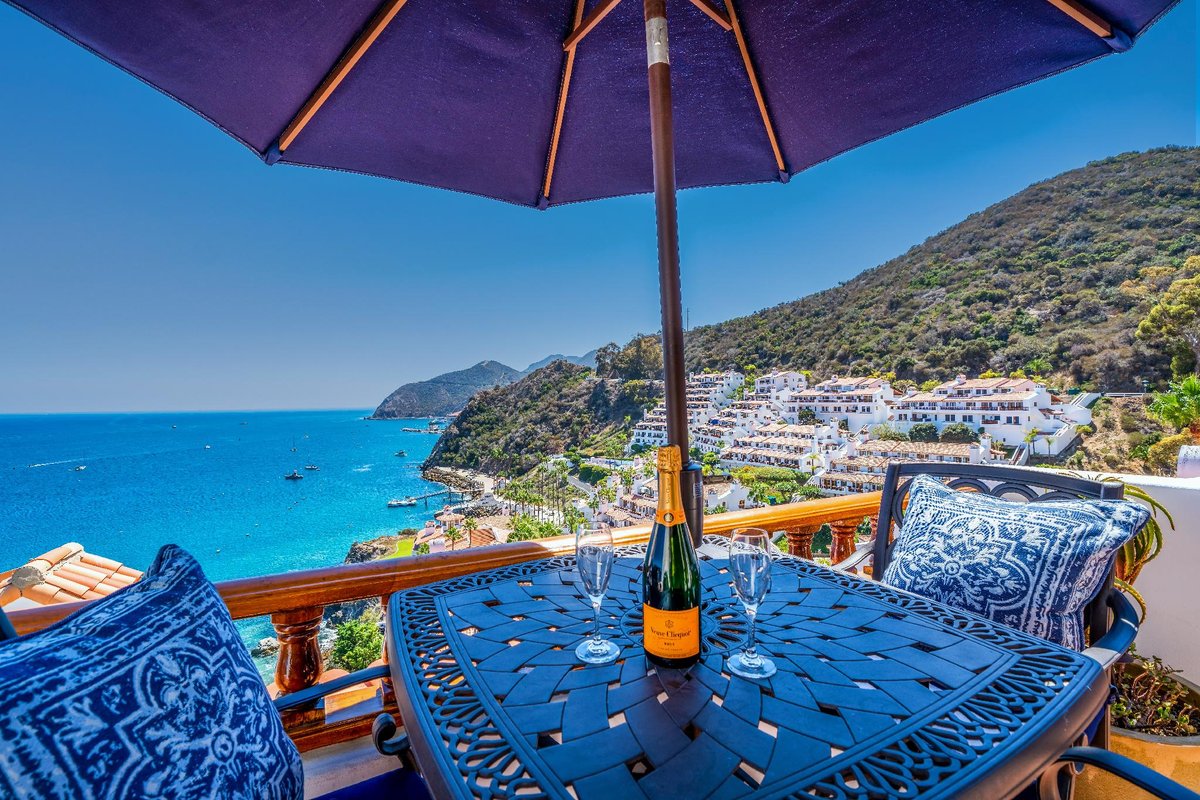 Oceanfront villa w/ One of a kind Amazing View