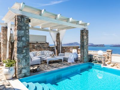 Michaela villa akrotiri-Santorini