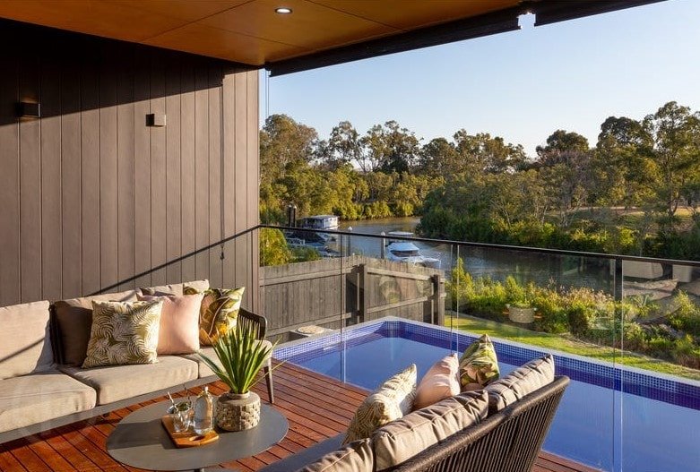 Luxury Water Front, champagne, pool, EV charger gallery image 2