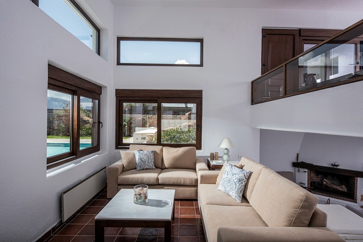 Villa Sunrise Majestic Seaview with Private Pool gallery image 5