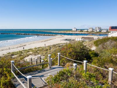 Experience Paradise! Stunning Beachfront Retreat!