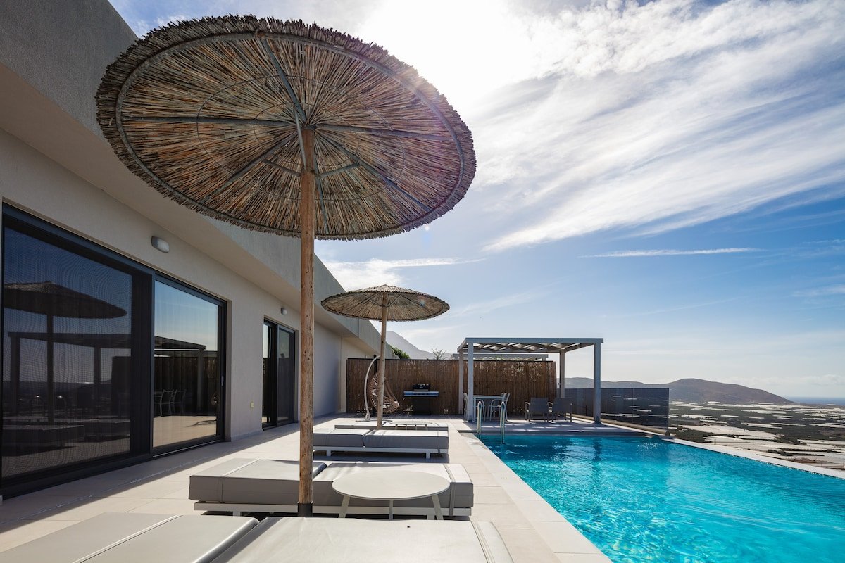 Villa Niso I Luxury villa with stunning seaview gallery image 3