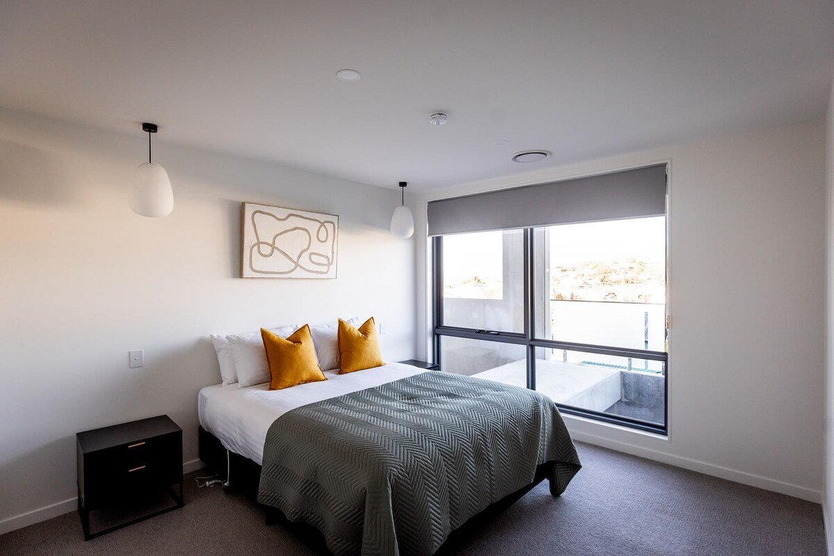 Little Island Apartments #14 gallery image 4