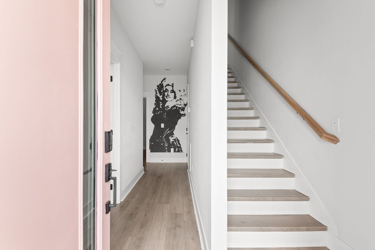 *Mins to Broadway*Bachelorettes Welcome*Sleeps 12+ gallery image 5