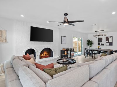 Best Location! 6 beds! Patio+Fire Pit+Game Room