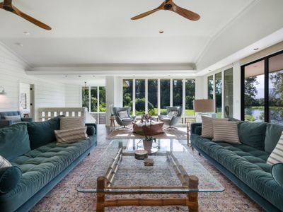 Amazing home w/pool & AC in bedrooms!