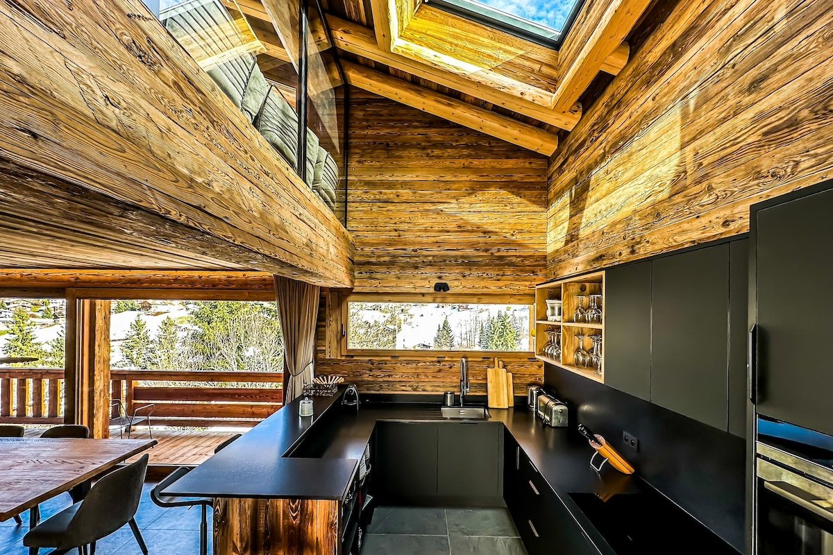 Chalet Nazarin Ski in/out 5* piscine intérieure gallery image 3