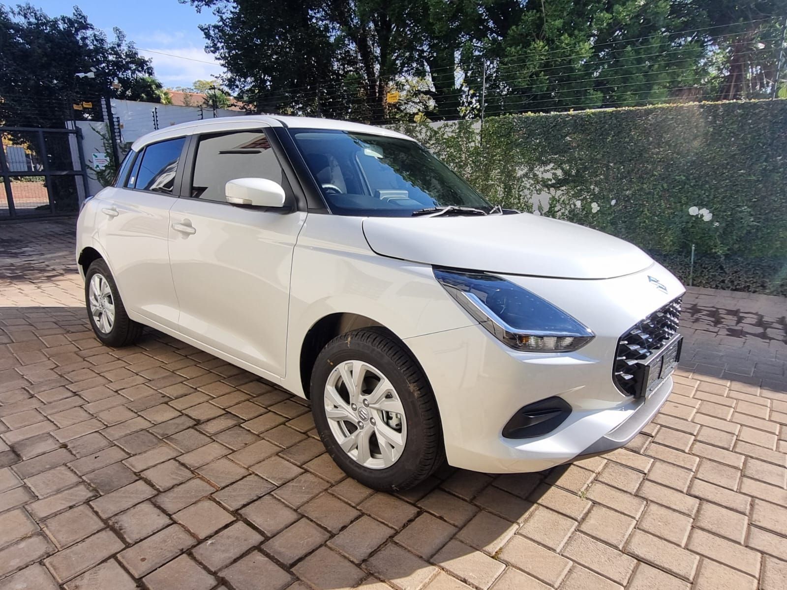 SUZUKI SWIFT 1.2 GL+ CVT for Sale in South Africa