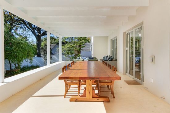 Photo 2 of Constantia House accommodation in Constantia, Cape Town with 4 bedrooms and 3 bathrooms
