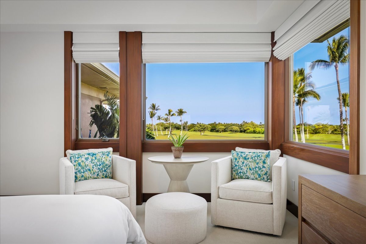 Fairway Villa 110D– Bright & Modern | Onsite Staff gallery image 5