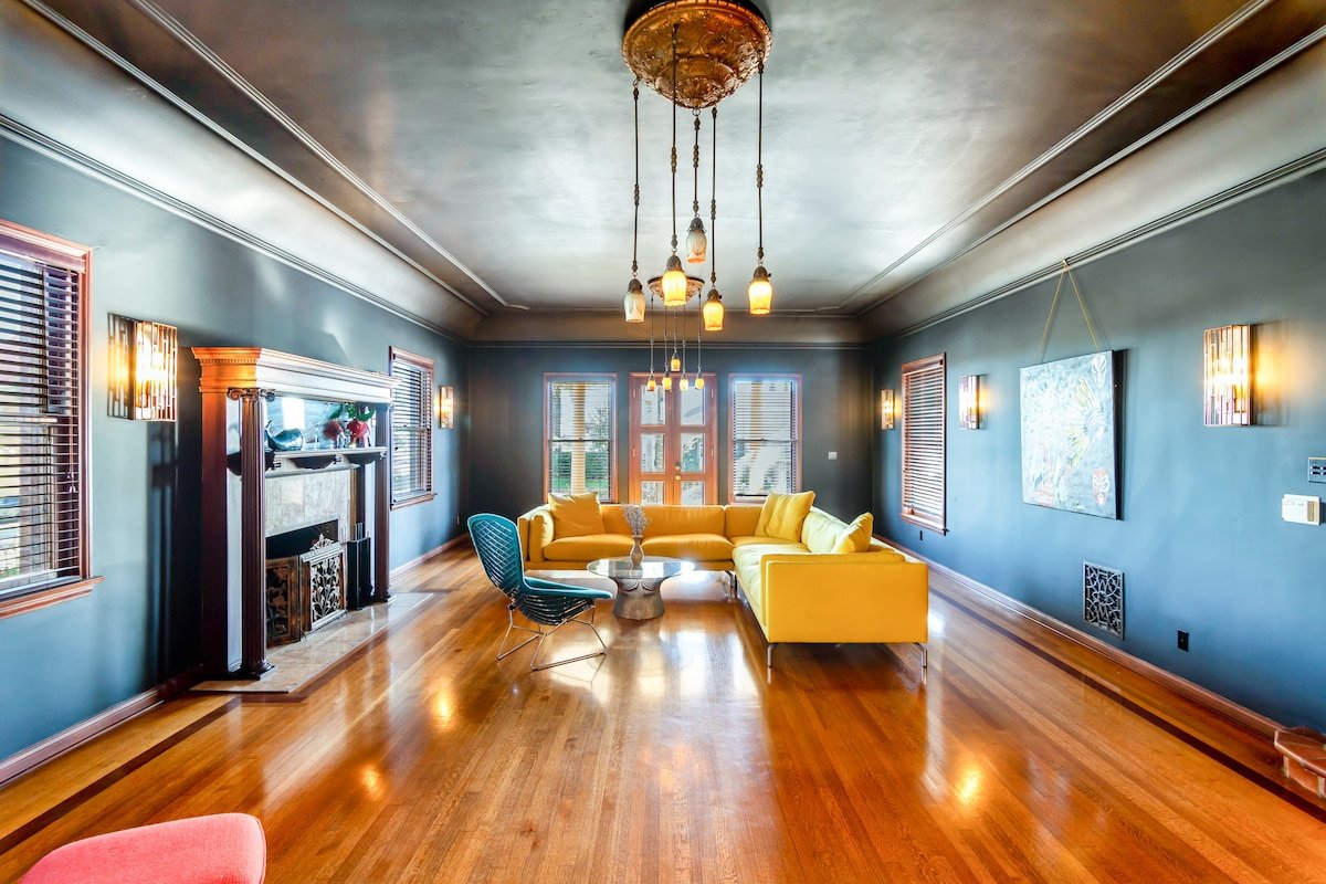 Art Deco Mansion w/Pool & Hot Tub gallery image 4