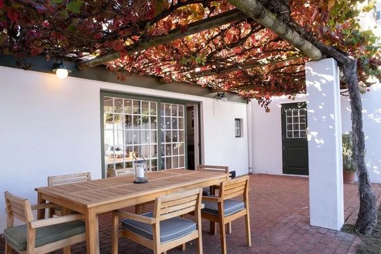 Stellenbosch Manor House Photo 6