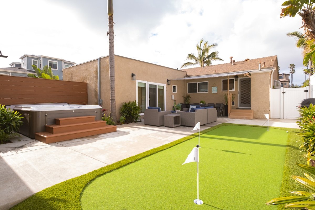 Luxury Family 4BR House & Spa Yard AC Garage BBQ gallery image 4