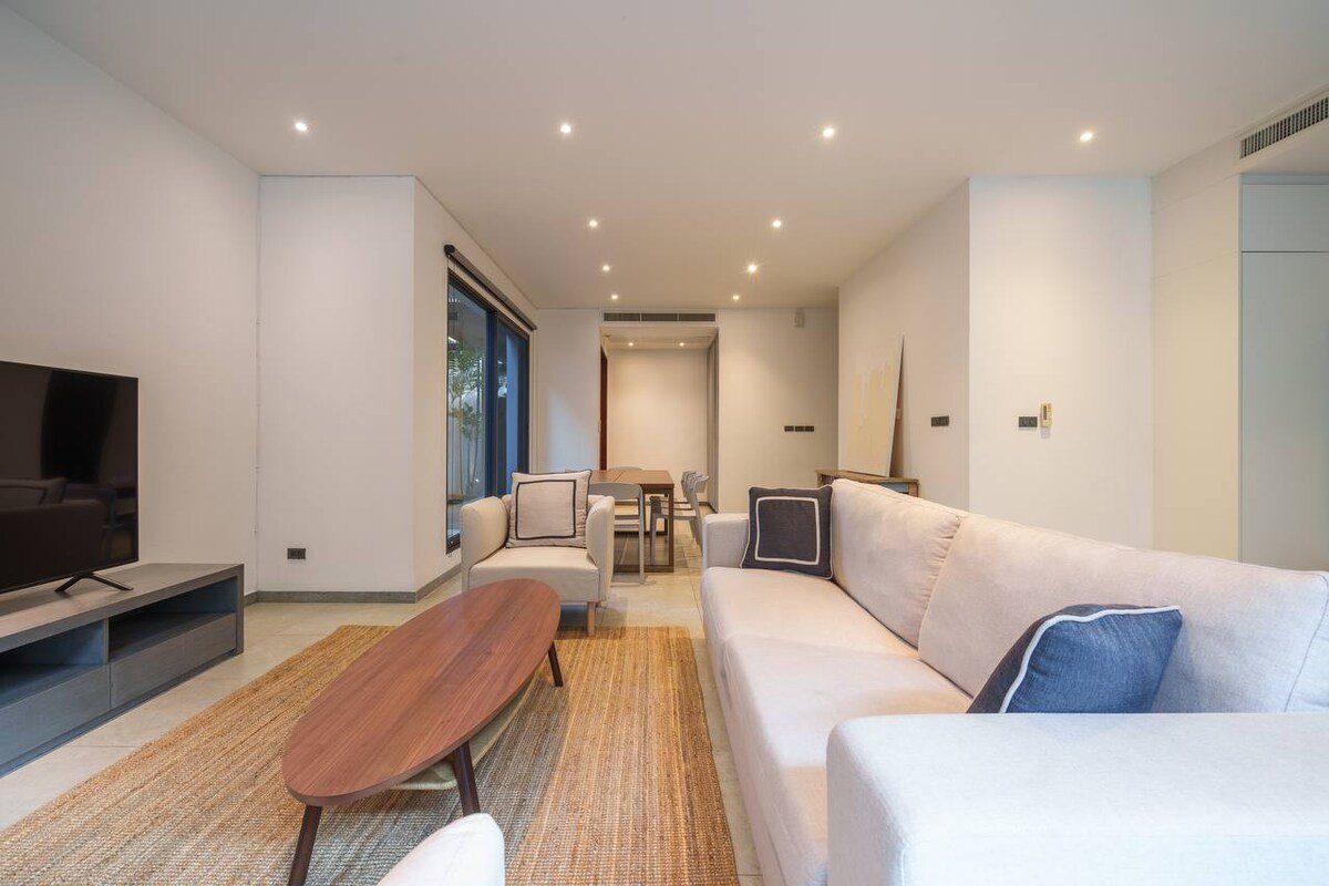 Monochrome Designer Pool Villa gallery image 5