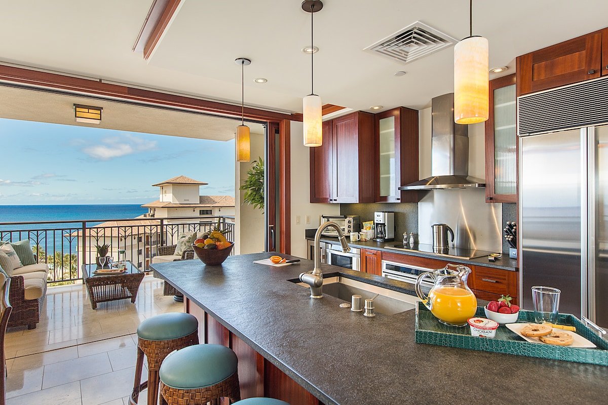 Penthouse with Stunning Ocean views 3 Bedrooms gallery image 5