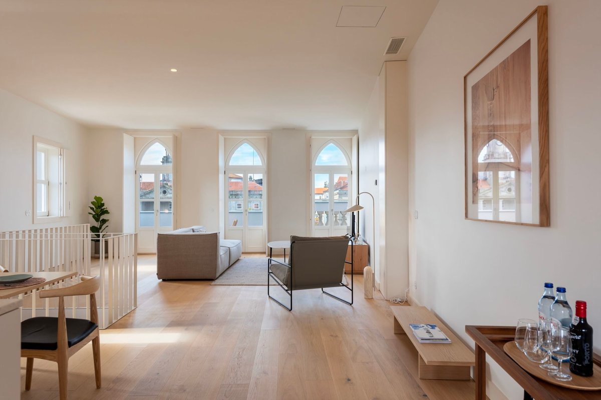 Tripas-Coração: Mouzinho32 3rd Floor Apt D