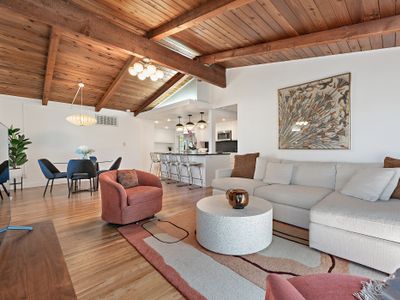 Mid-Century Modern Gem in PDX/LO