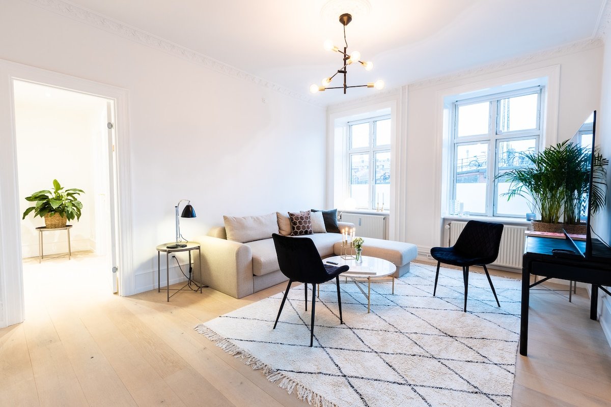 Fully Renovated Gem in the Heart of Copenhagen gallery image 2