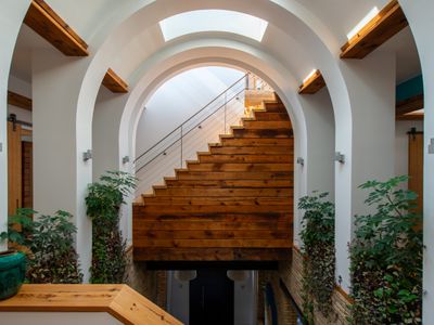 Lincoln Park Joyful Home for 12