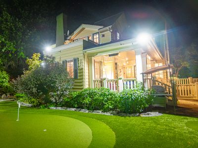 Vancouver Golf Villa – Private Oasis