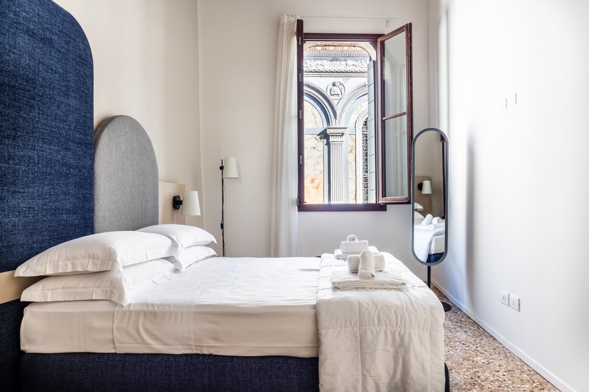 Dogà, Palazzo Miracoli Apartments