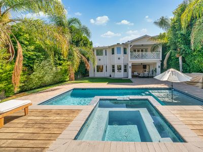 Crystal Outstanding House w Heated Pool & Jacuzzi