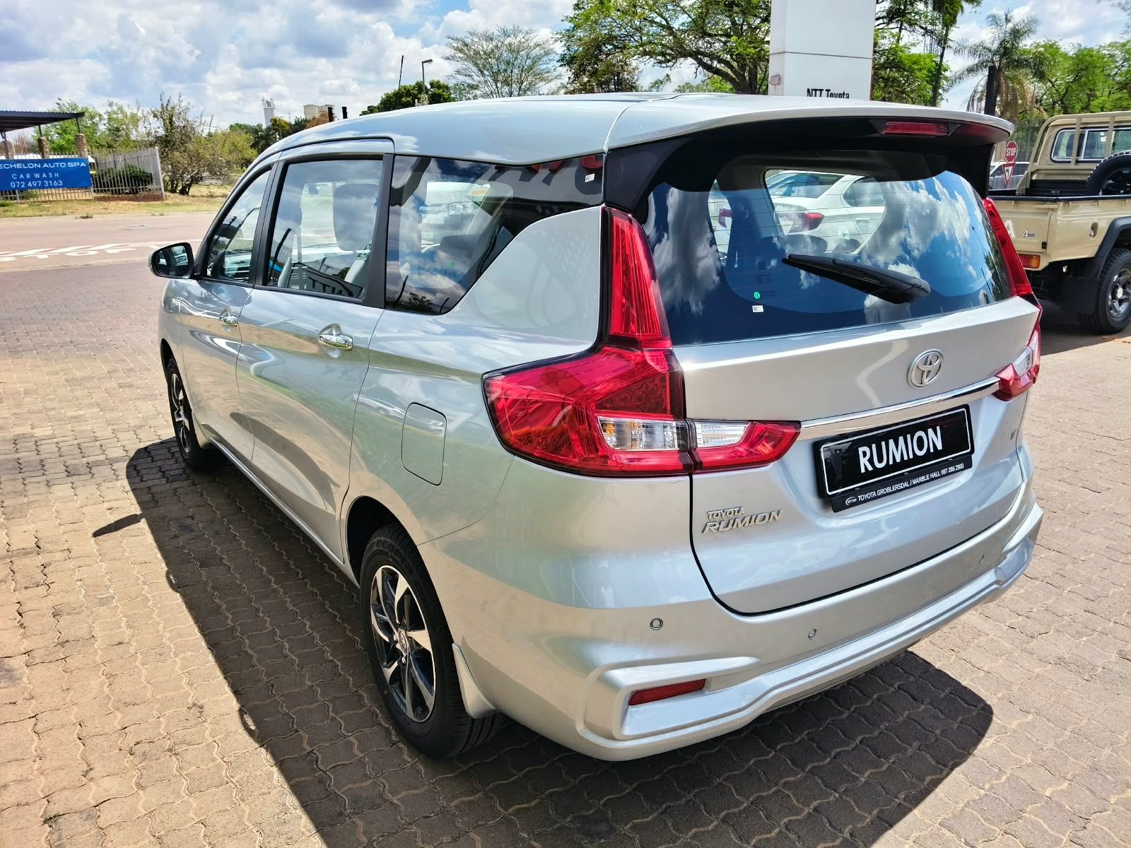 Used car gallery