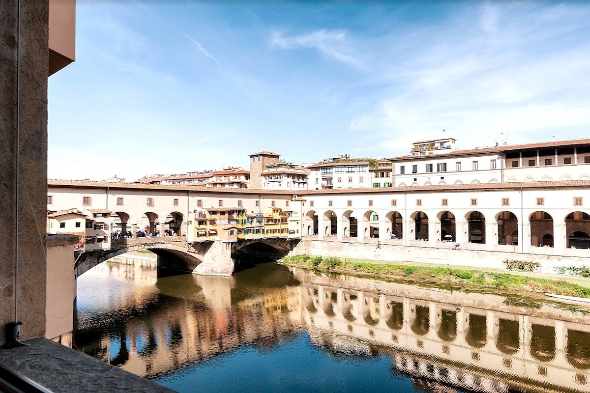 [Pontevecchio] Prestigio e vista mozzafiato gallery image 2