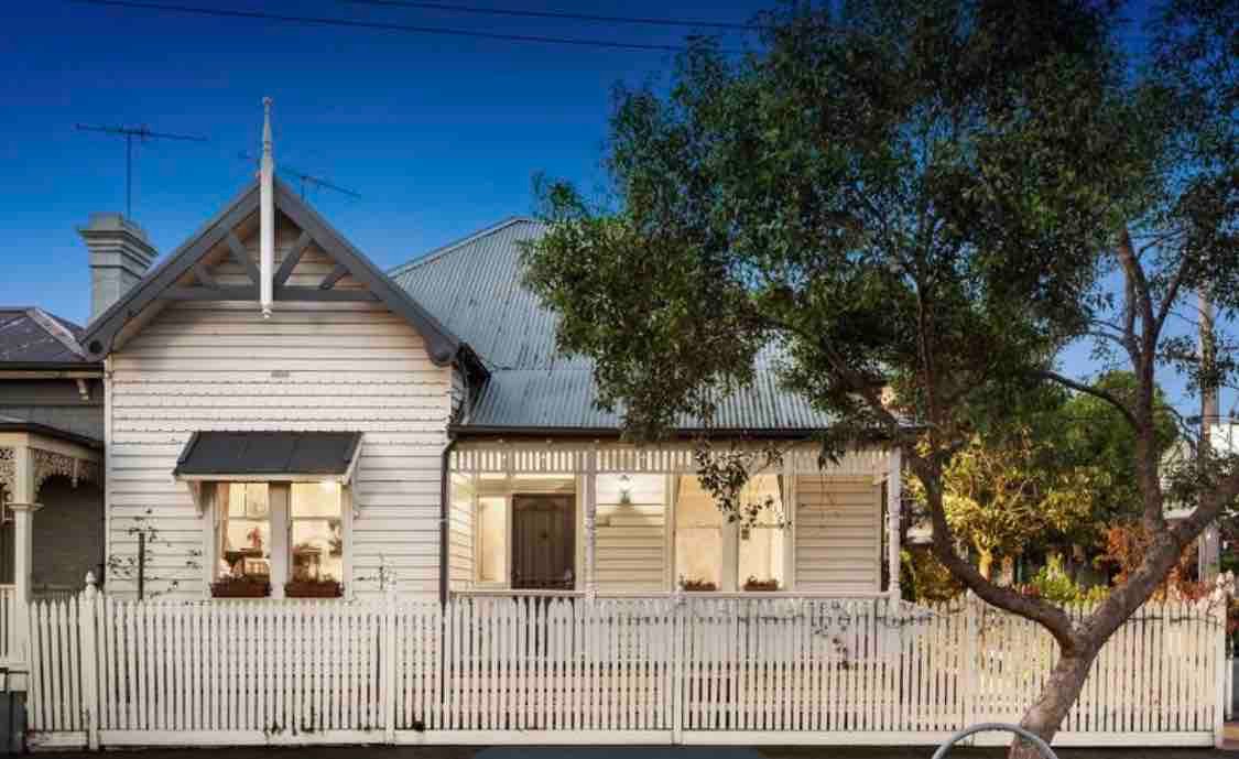 Luxury City home with views in Kensington Village gallery image 3