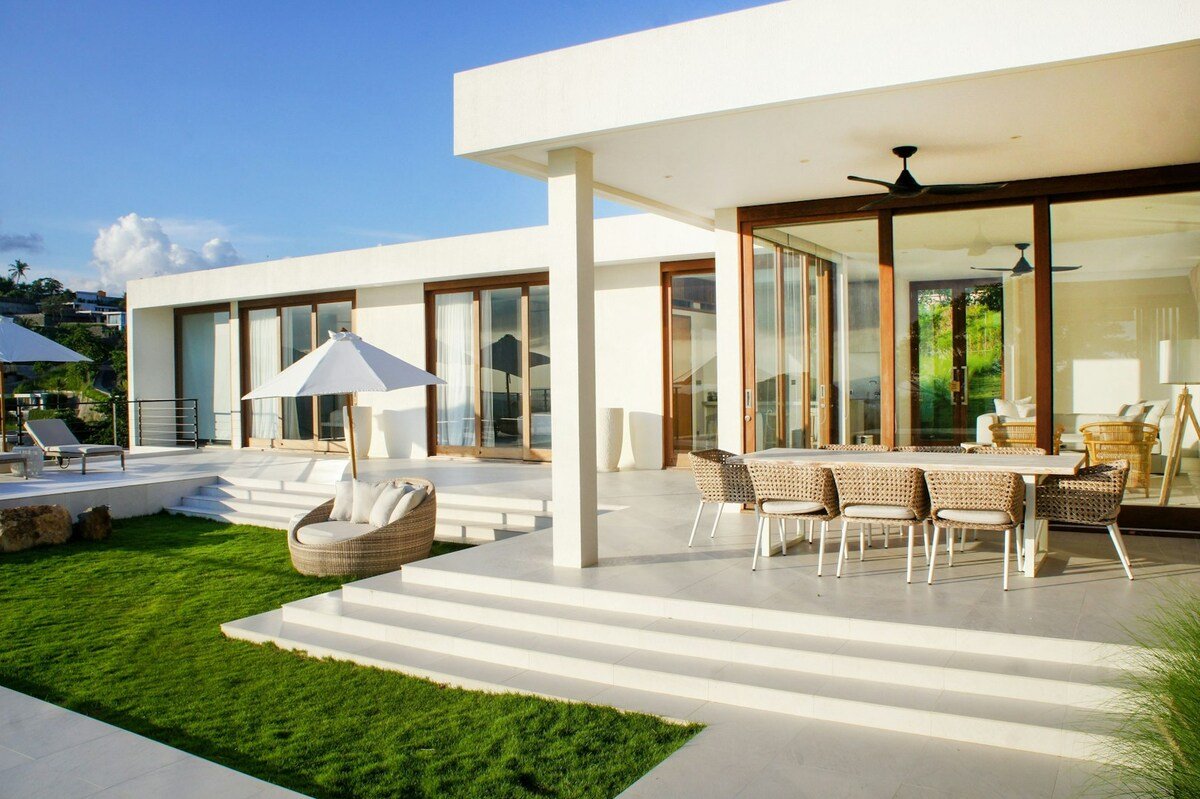 Villa Azure 3BR w/ Private Pool at Selong Belanak gallery image 2