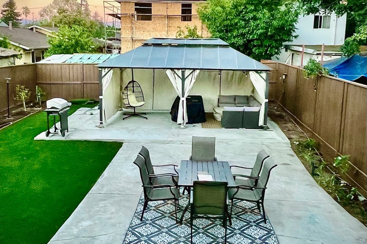 Breathtaking 6BR/3BA in the heart of San Jose! gallery image 3