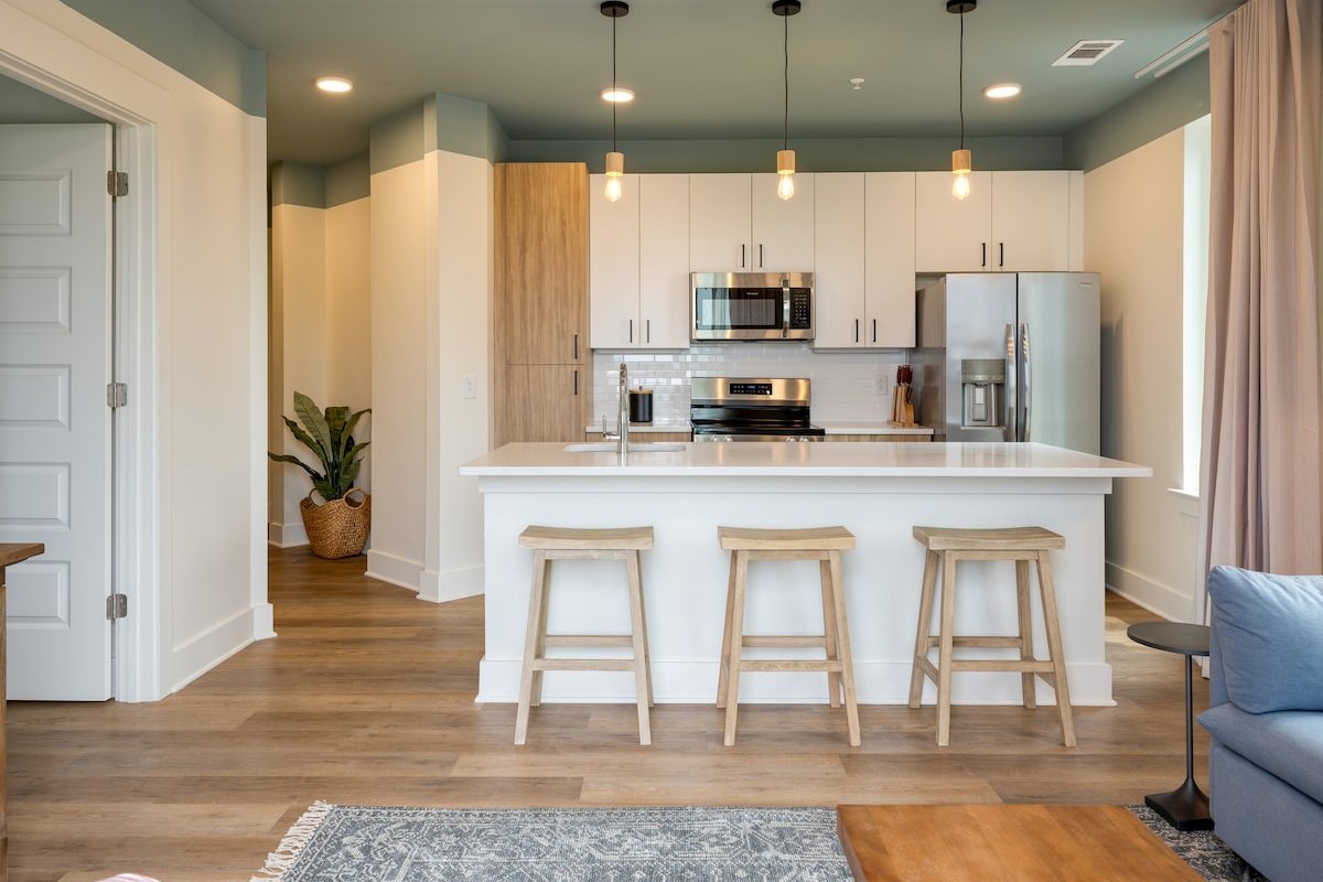 Brand New Boutique Stay • Walkable • Cozy + Clean gallery image 3