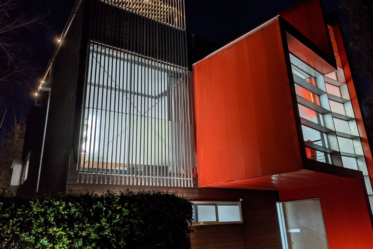 Ramp House – an iconic architectural home