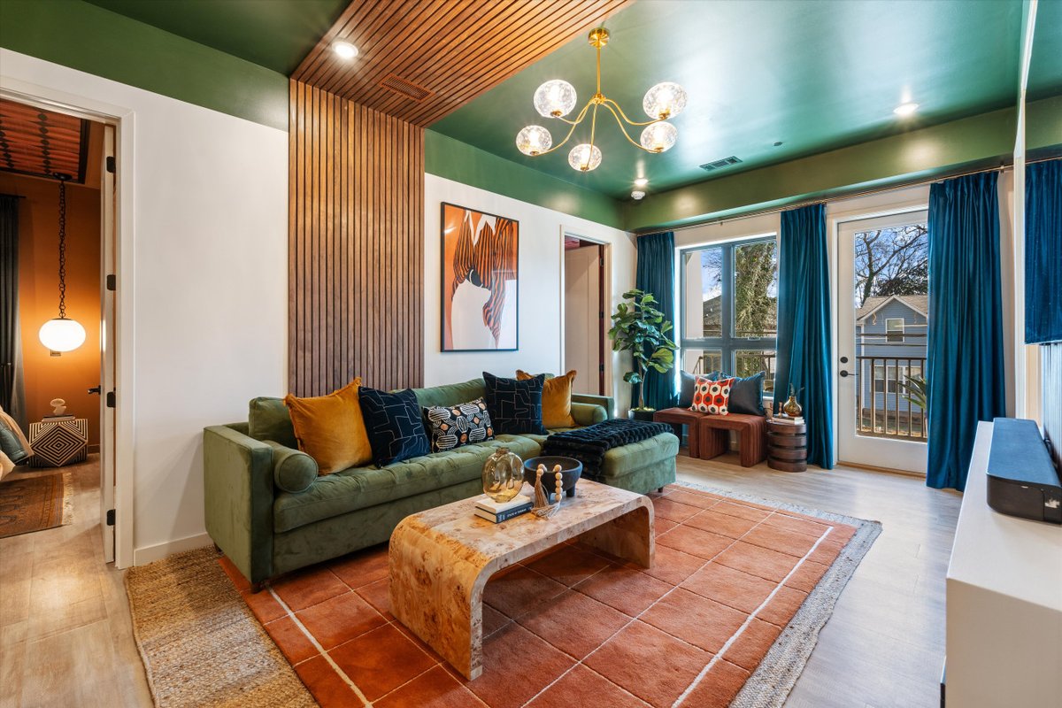 The Fleetwood|Vintage Vibes & Luxury|Music Row