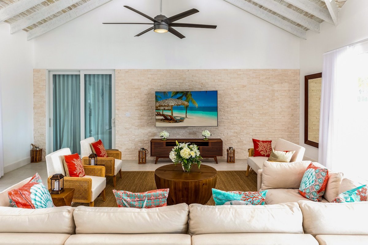 Sunset Bay Villa – 10 mins away from Grace Bay gallery image 3