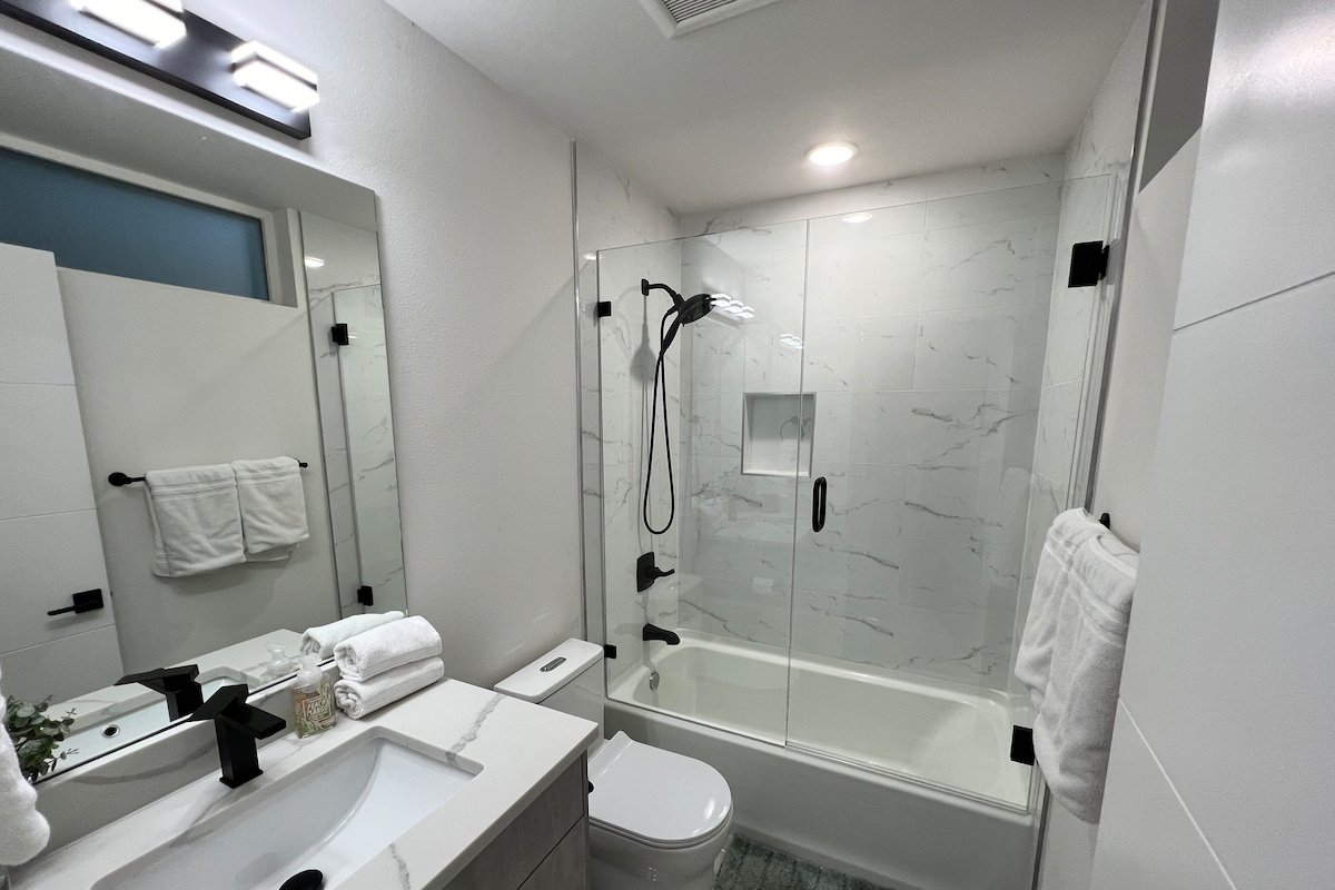 Cherry Blossom on Cherry Hill: 3 bd/3 bth. Seat U gallery image 4