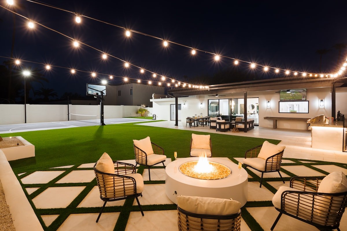 D&G Retreat-Pool & Sports Court-Central Scottsdale