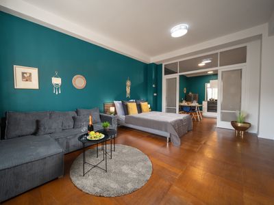 3B Bright & Beautiful:Newly Renovated 3BR Gem