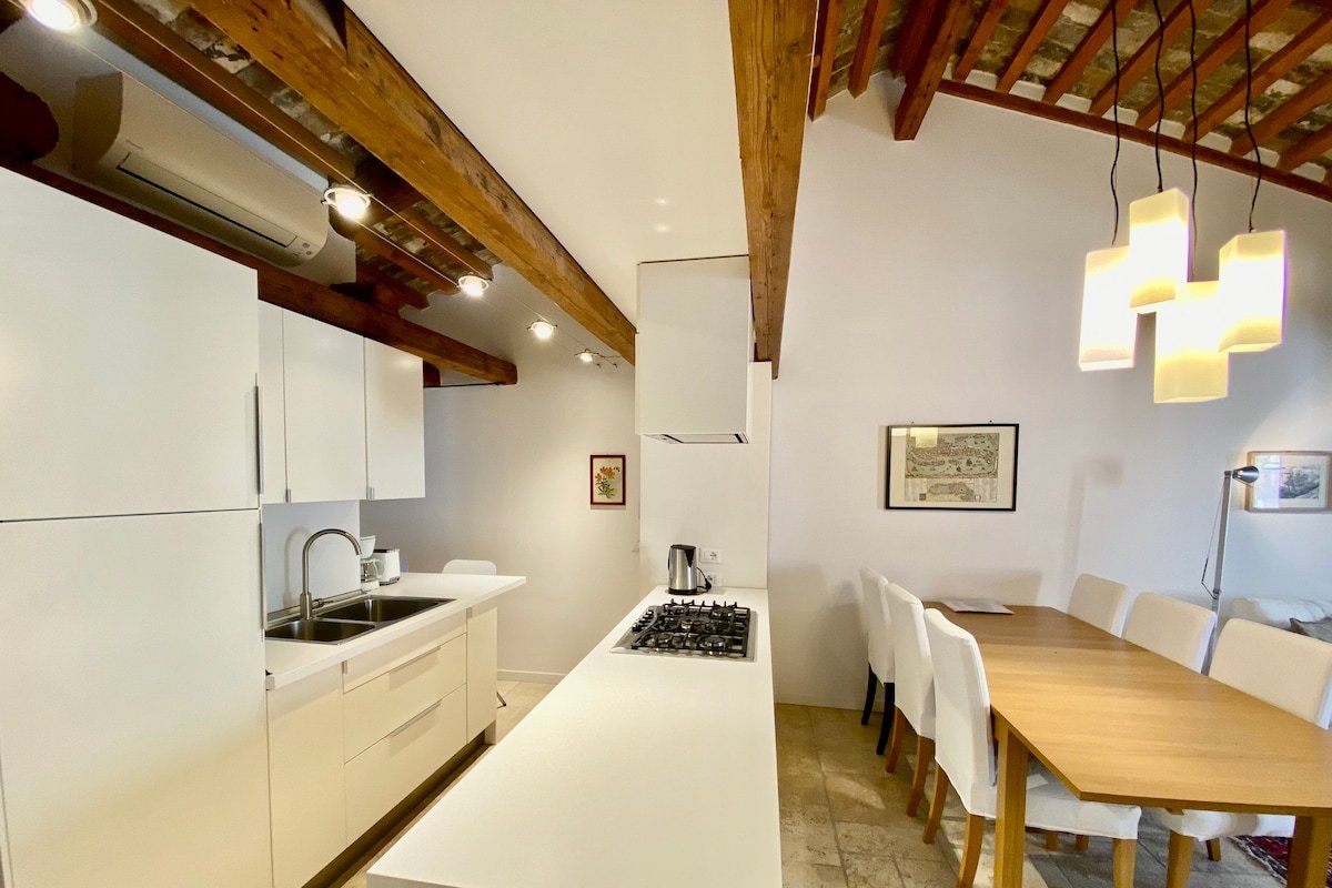 Ca’ rialto for 12 gallery image 3