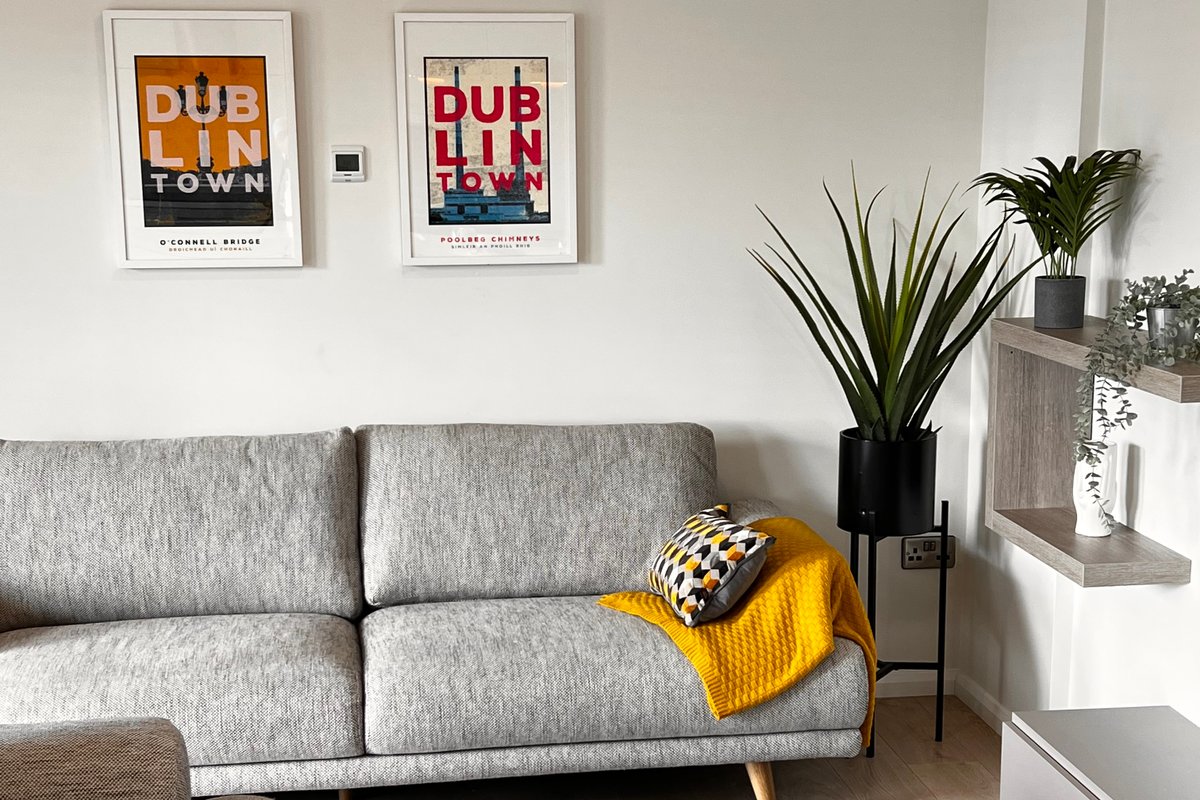 Modern Gated 5 Bed Apartment close to Luas Line