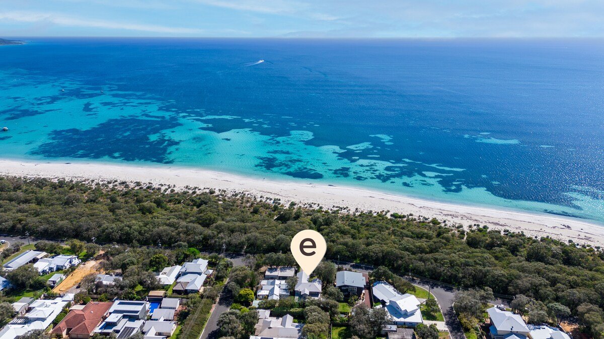 Sand Castle—Beach Bliss, Expansive Alfresco Living gallery image 5