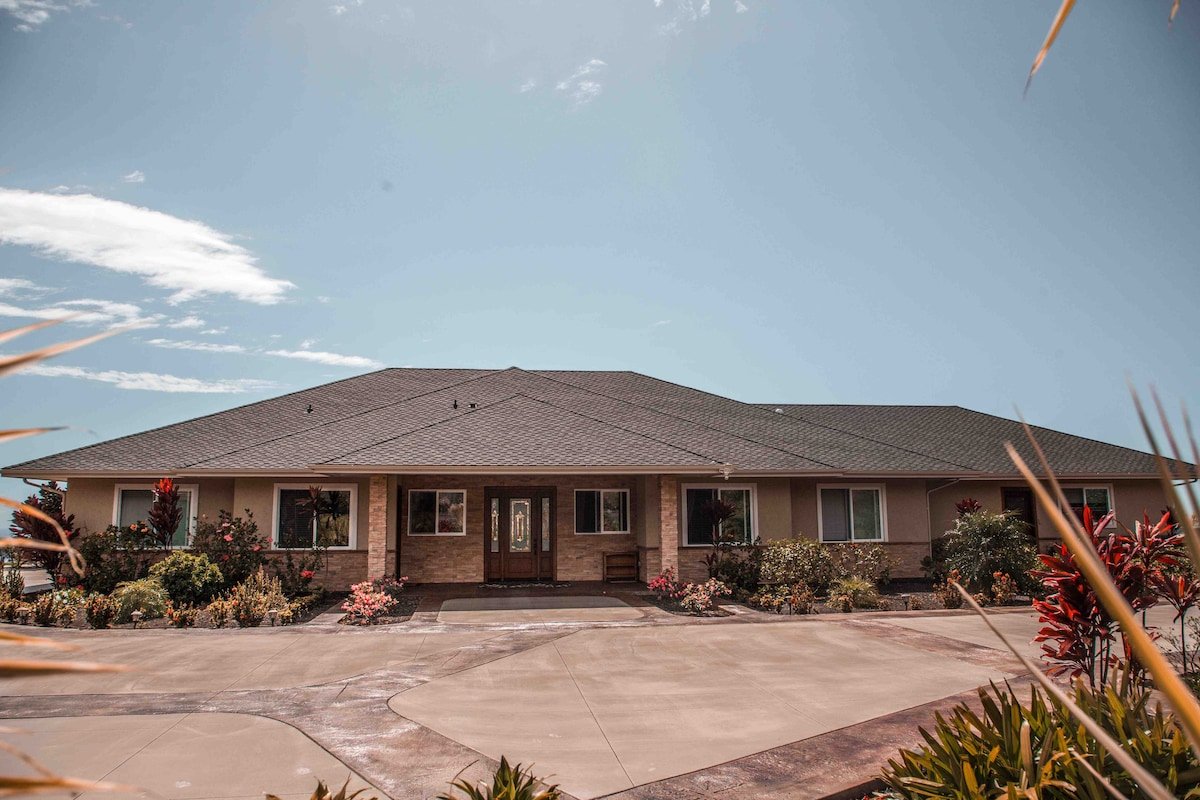 Beautiful New Home (Ocean View / Amazing Sunsets) gallery image 3