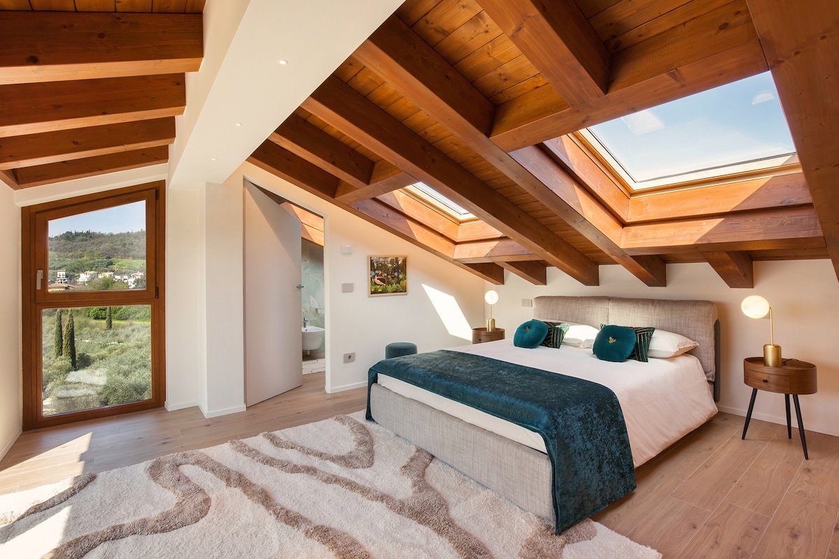 Luxury Villa Monte Orione Garda lakeview & Spa gallery image 3