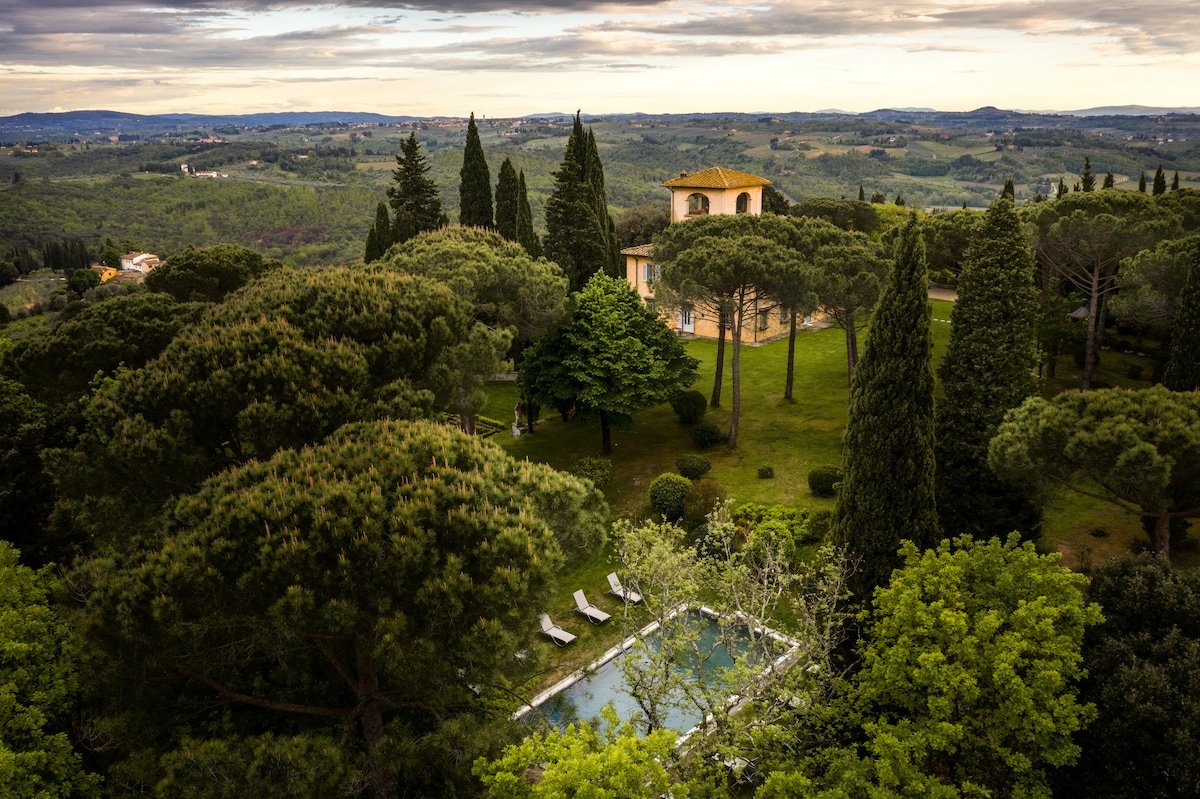 Leila gallery image 4