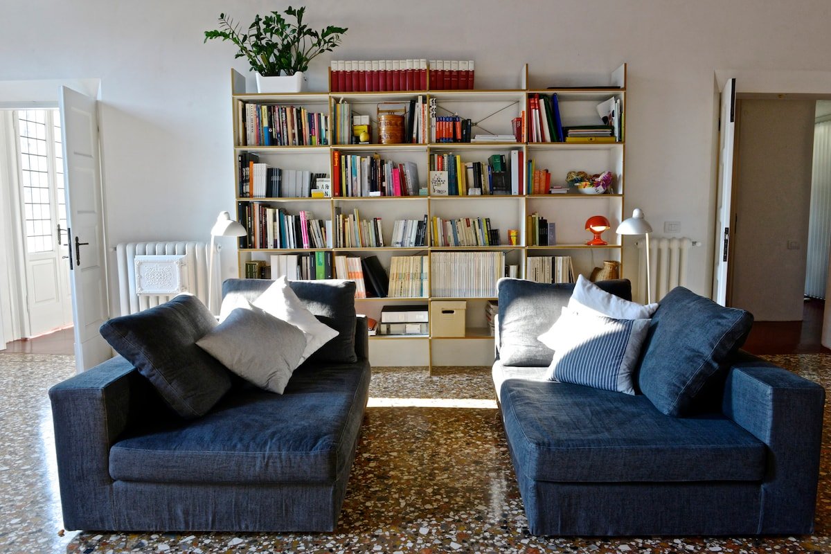 a few minutes from bienniale and San Marco Square gallery image 5